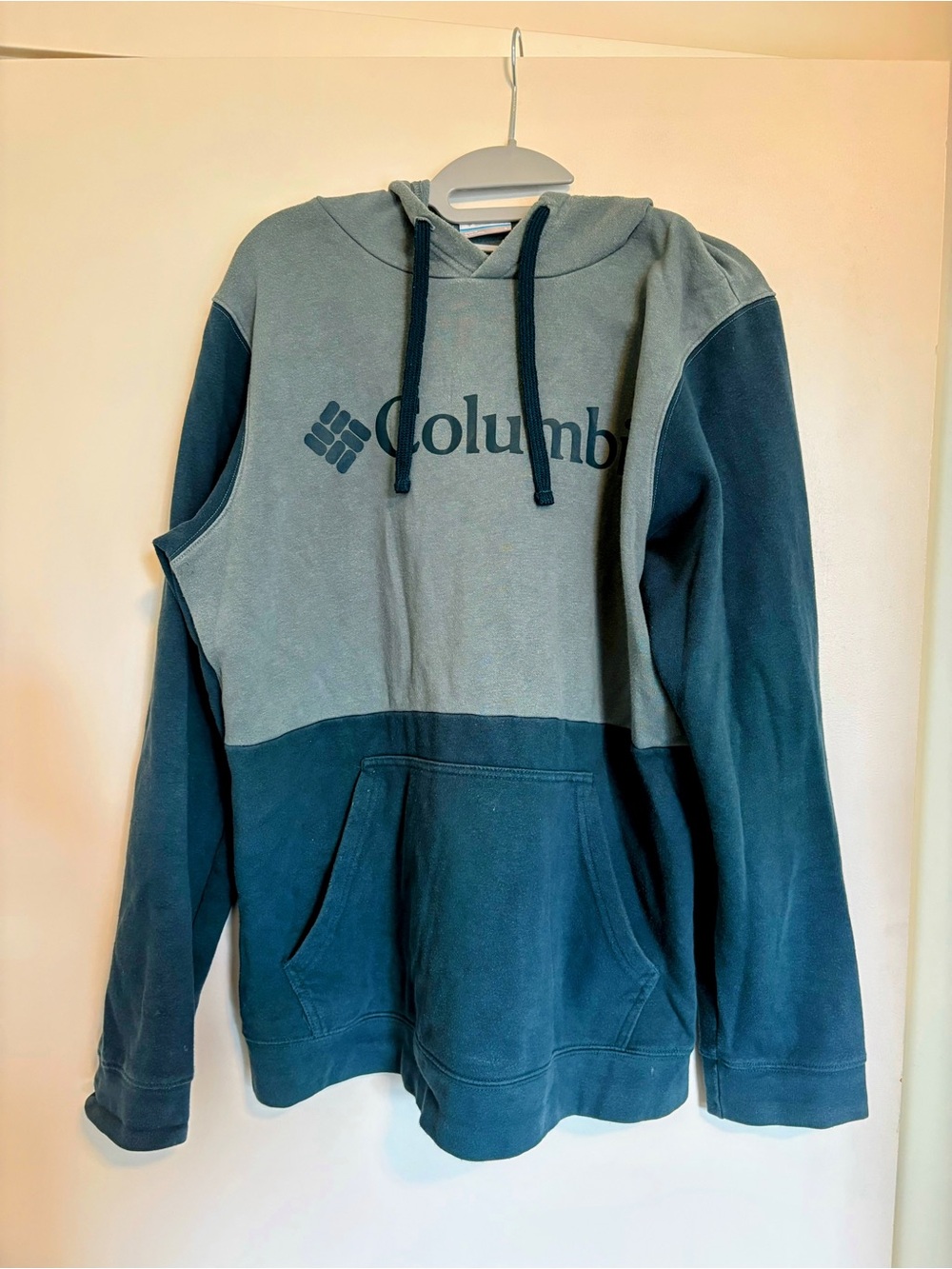 Columbia Two-Tone Teal & Slate Hooded Pullover